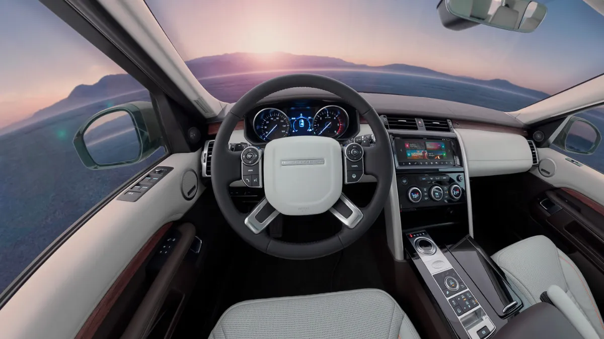 Discovery Sport 2025 Review – Stylish, Powerful and Perfect for Everyday Adventures