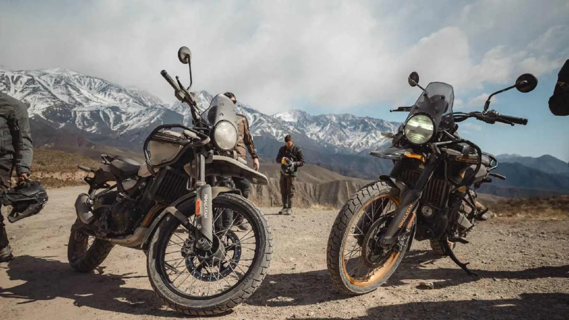 Royal Enfield Himalayan 450 Review 2025 – Adventure, Power, Comfort, and Real Ride Feel
