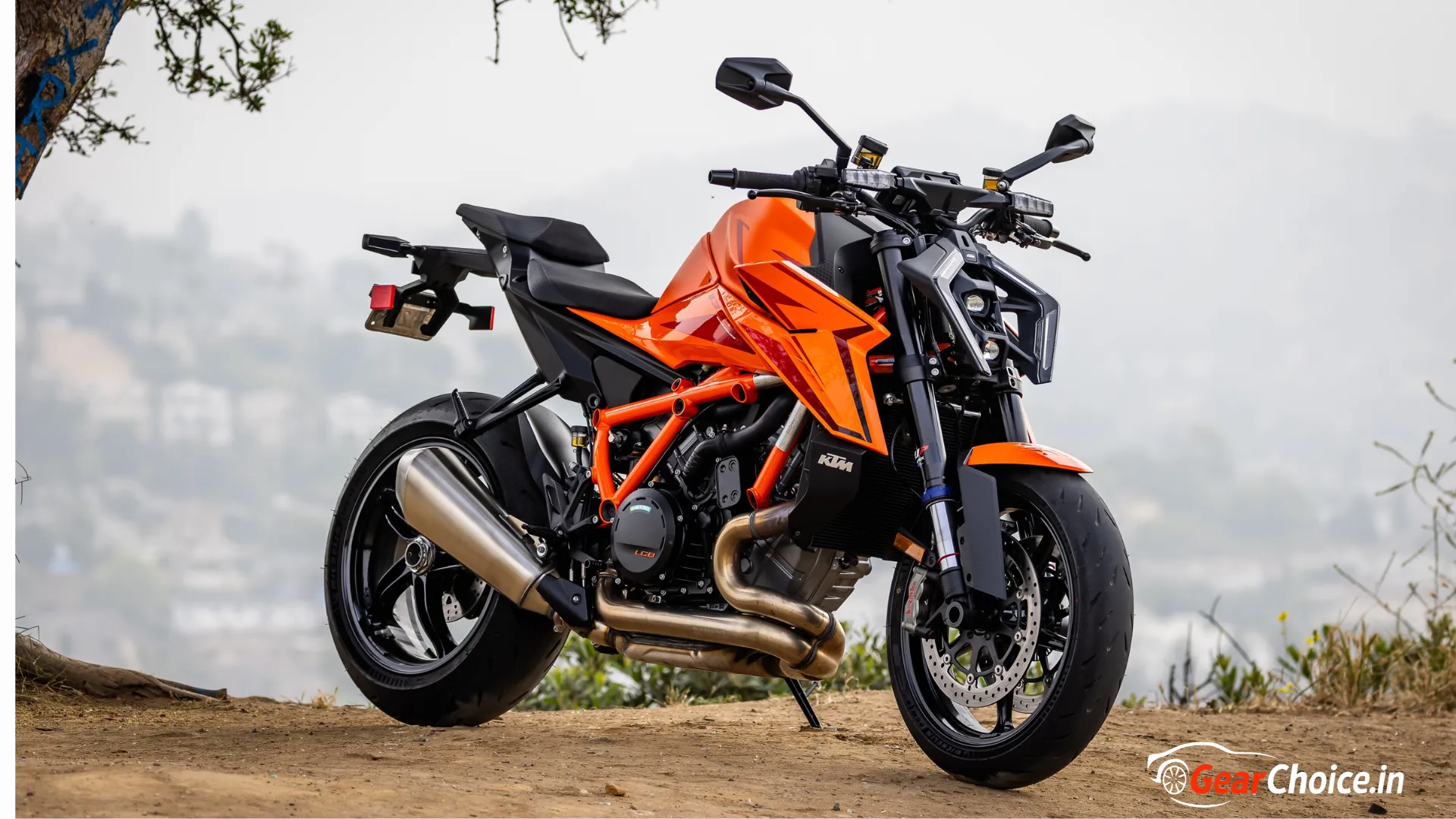 KTM 1390 Super Duke R Review – The Beast of Speed, Style, and Power