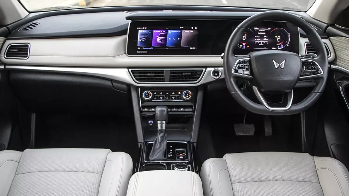 Everything About 2025 Mahindra XUV700 – Variants, Prices, Engines, and Colours