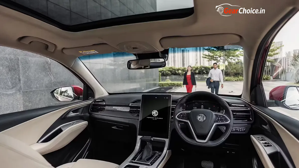 MG Hector 2025 Review Stylish Spacious SUV Made for Indian Families