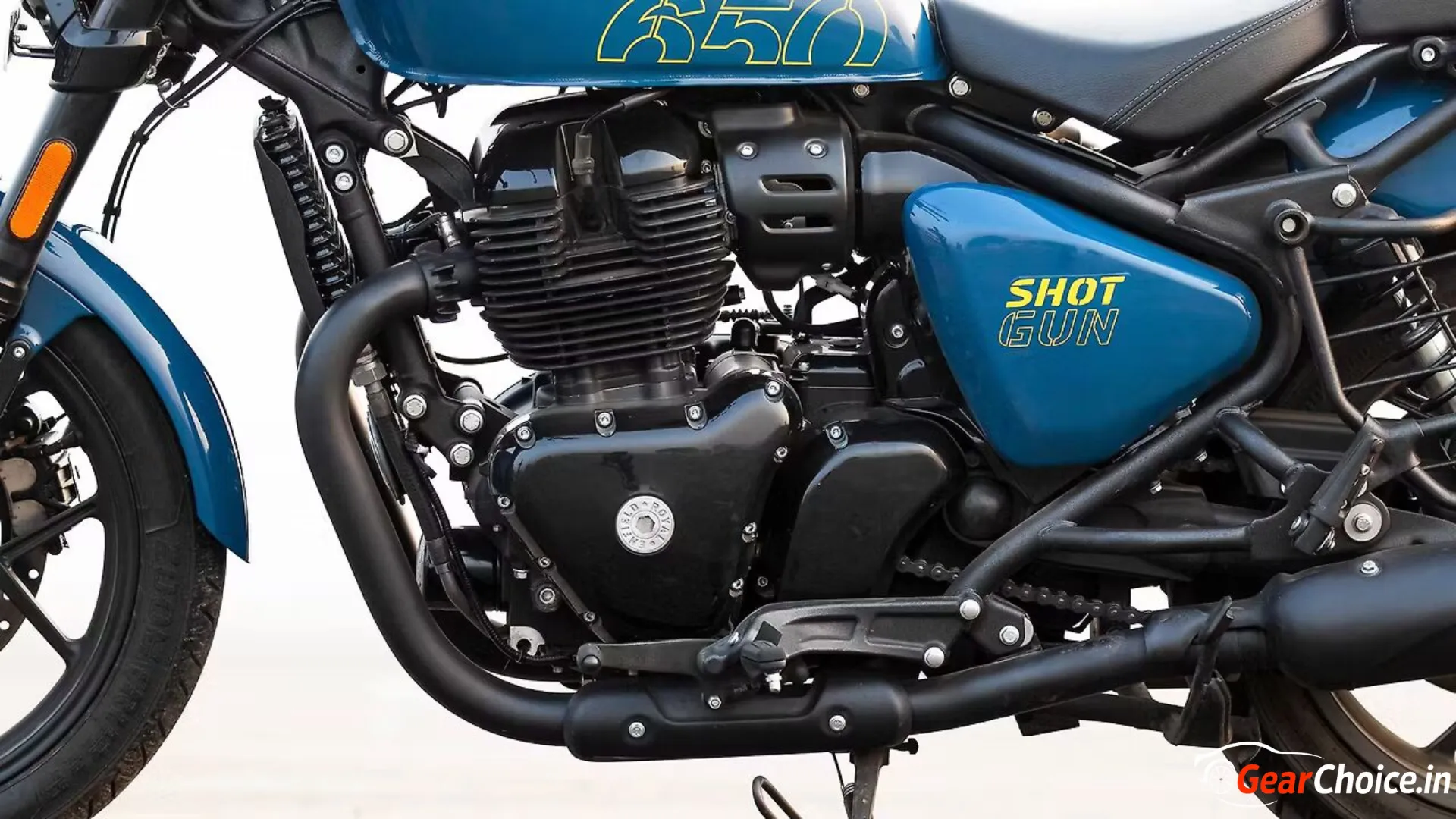 Royal Enfield Shotgun 650 Review 2025 – Style, Power, Comfort, and Real Ride Feel