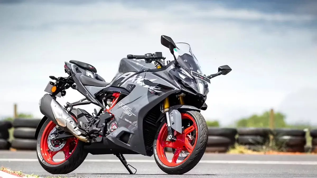 TVS Apache RR 310 Review That Feels Powerful, Sharp, and Easy to Ride