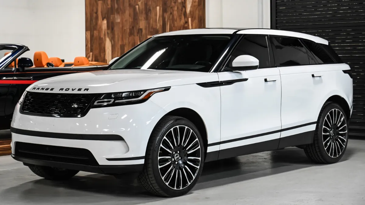 Range Rover Velar 2025 Review – A Calm, Classy and Powerful SUV