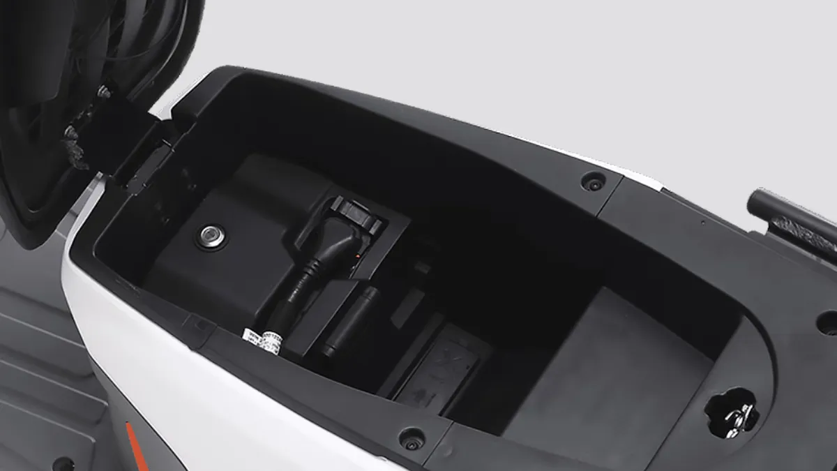 BGauss Oowah The Bold EV That Turns Heads (But Has Its Quirks)