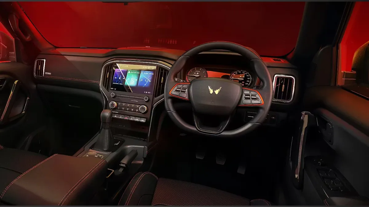 Mahindra Global Pik Up Tough, Reliable, and Ready for Every Road