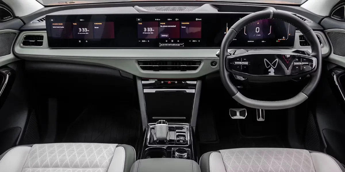 Mahindra XEV 9S The Stylish City EV That Turns Heads