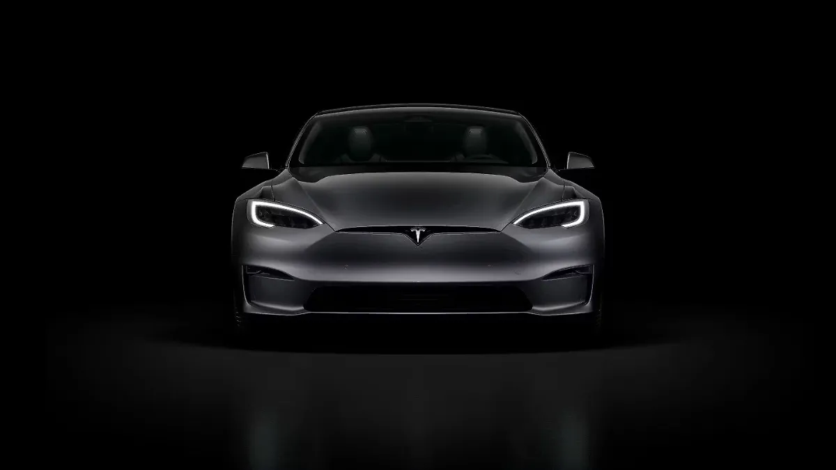 Tesla Model S The Revolutionary EV That Redefines Performance, Luxury, and Everyday Driving