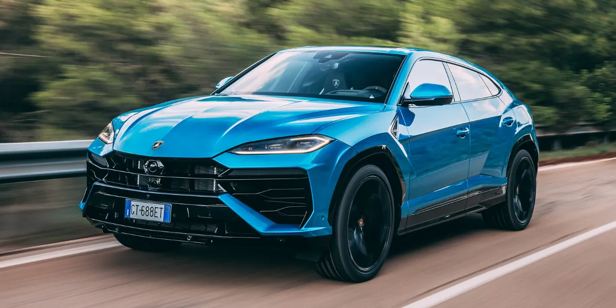 Lamborghini Urus The Beast That Turns Every Street into a Runway