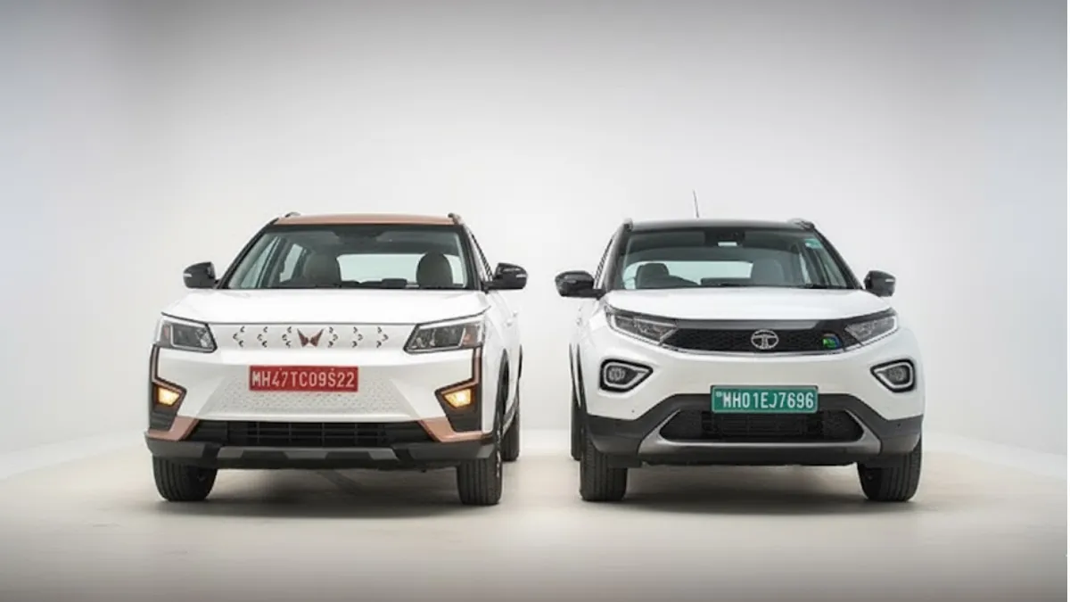Mahindra XUV400 vs Tata Punch EV Which Affordable Electric SUV Wins?