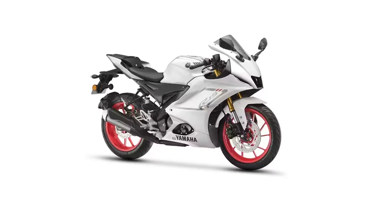 Yamaha R15 Unleashed 3 Reasons to Fall in Love and 2 Reasons to Think Twice
