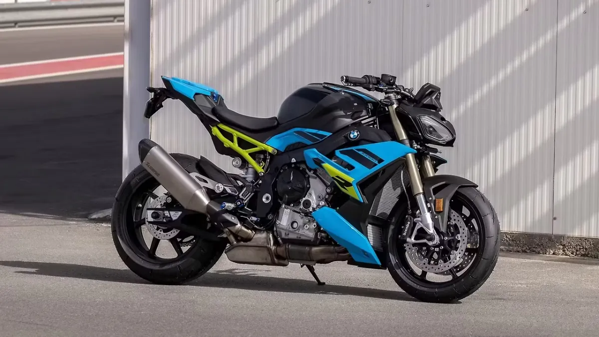 BMW S 1000 R The Beast That Roars on Streets and Tracks