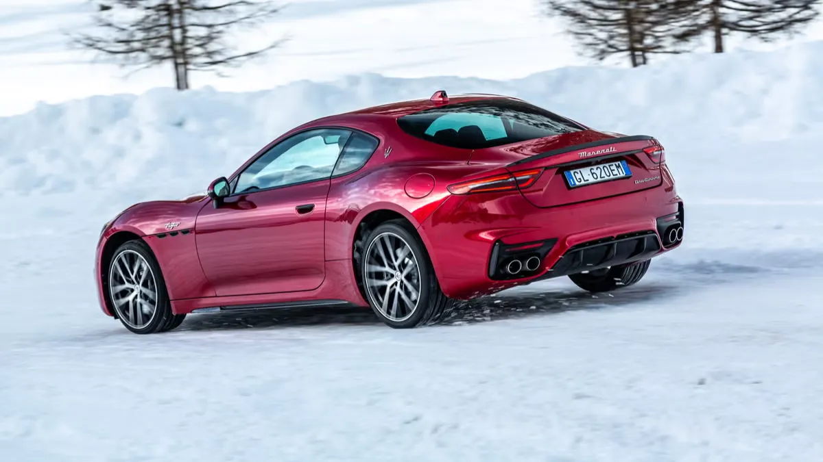 Maserati GranTurismo – Can a Luxury Italian Beast Be This Thrilling and Smooth?
