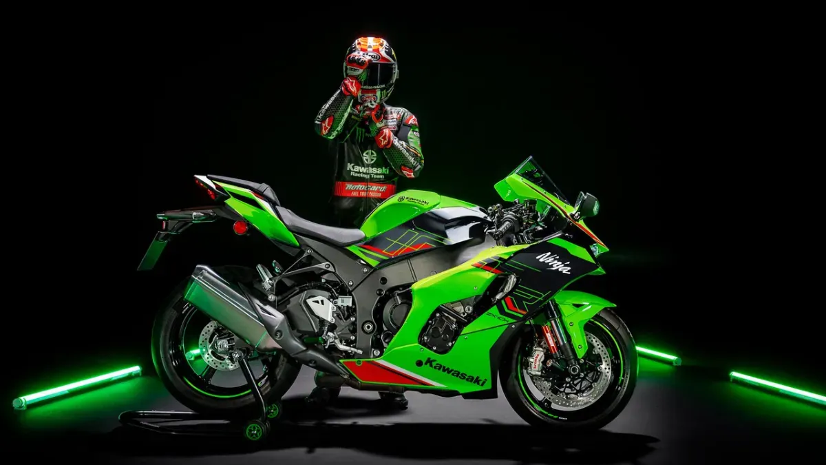 Kawasaki Ninja ZX-10R Gets ₹1.5 Lakh Off — A Deal You Cant Ignore!