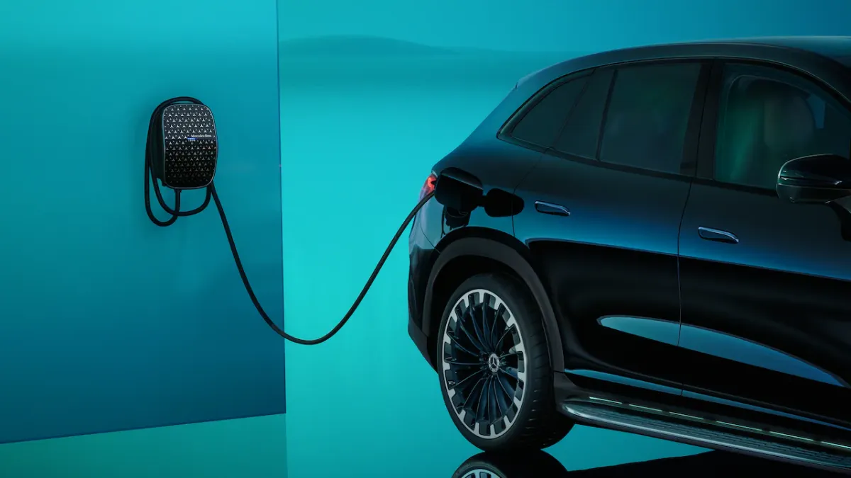 Mercedes-Benz EQE Sedan Review The Luxe EV That Impresses - But Has a Catch