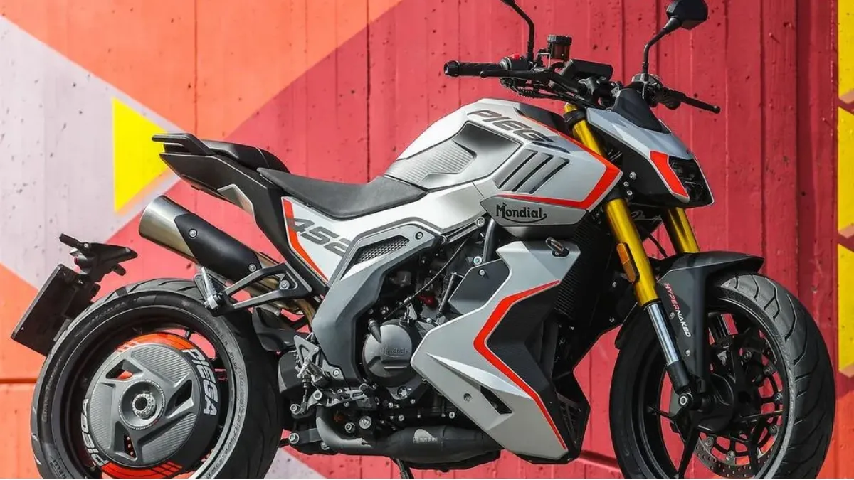 FB Mondial Piega 452 The Sporty Cruiser That Turns Heads and Thrills