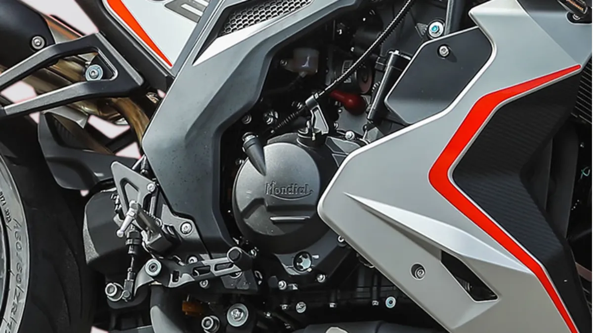 FB Mondial Piega 452 The Sporty Cruiser That Turns Heads and Thrills