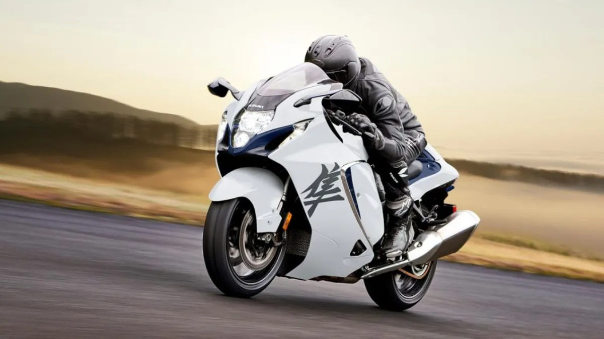 Suzuki Hayabusa Can a Bike Really Stop Time? Heres the Thrill Youll Never Forget