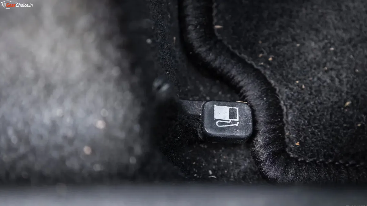 sierra Boot Release Lever image