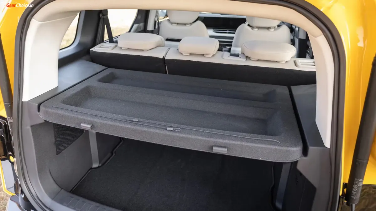 sierra Bootspace with Parcel Tray image