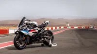 205 HP Beast! Youll Be Shocked After Seeing the BMW S1000RR