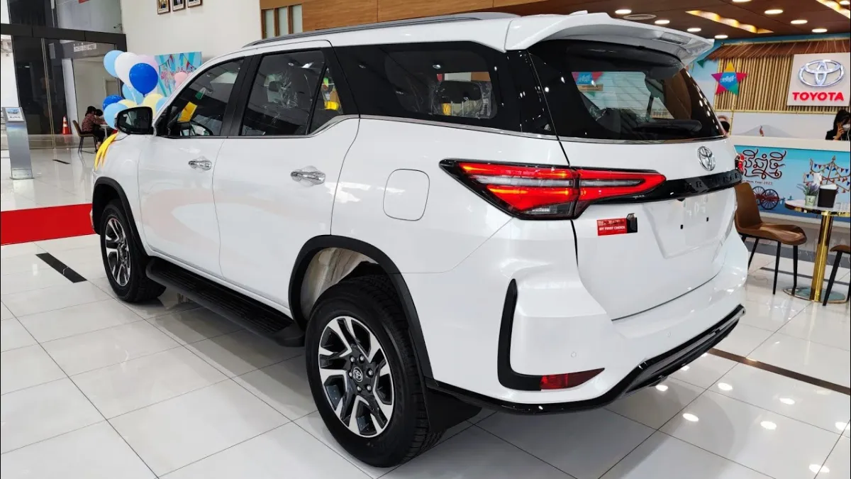 Toyota Fortuner Legender One Drive Is Enough to Feel the Power and Confidence