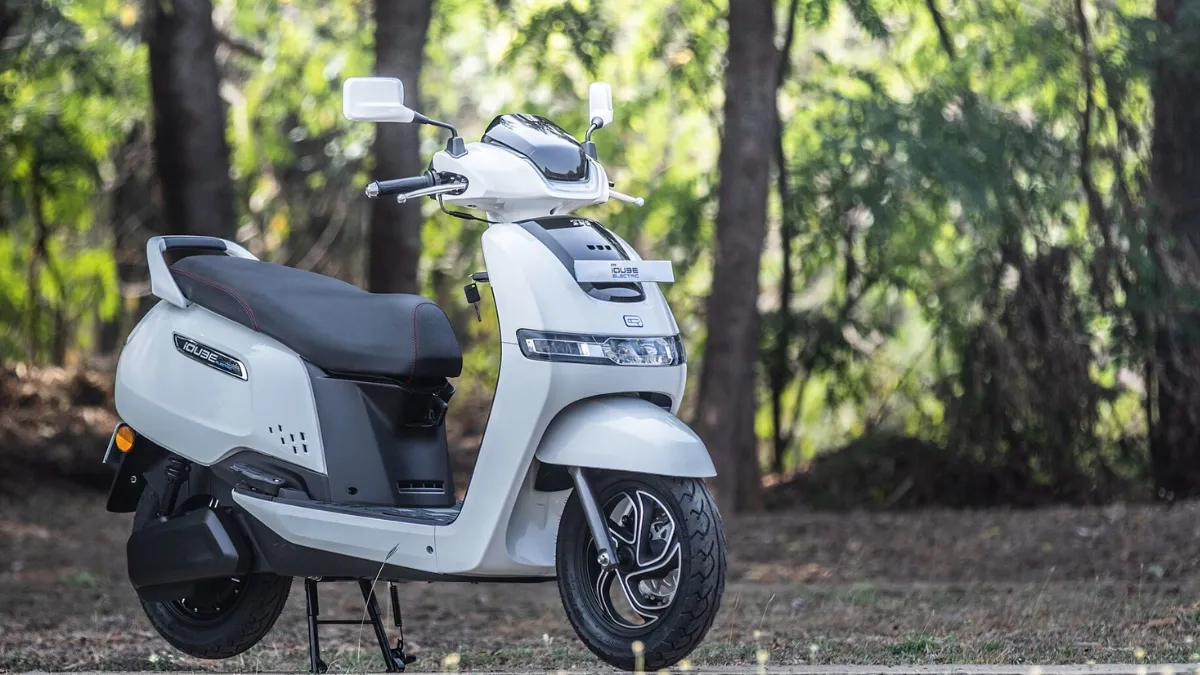 Top 5 Electric Scooters Under ₹1.5 Lakh in 2025 That Every Young Rider Must See!