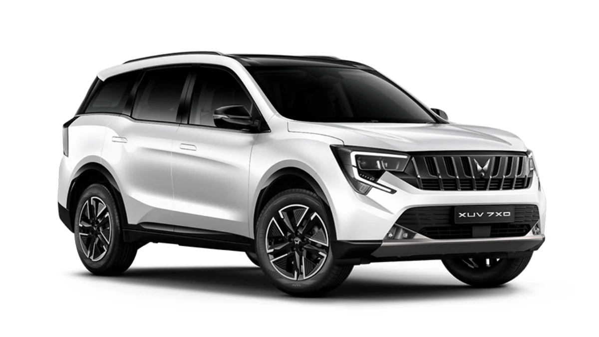 Mahindra XUV 7XO in Everest White with black accents,