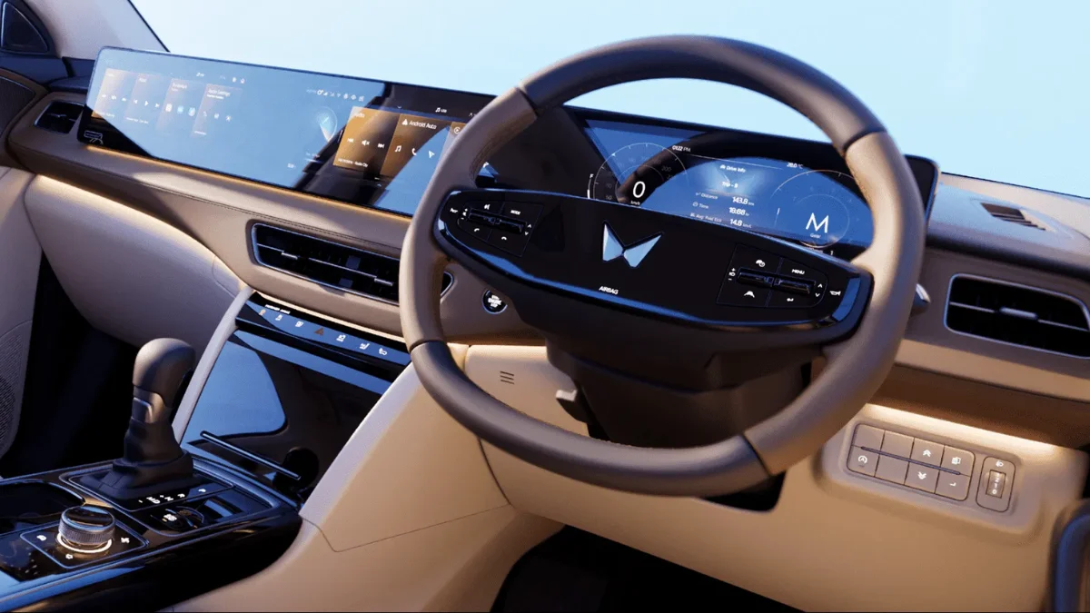 New Mahindra XUV 7XO Booking Frenzy Wait Up to 12 Months in India!