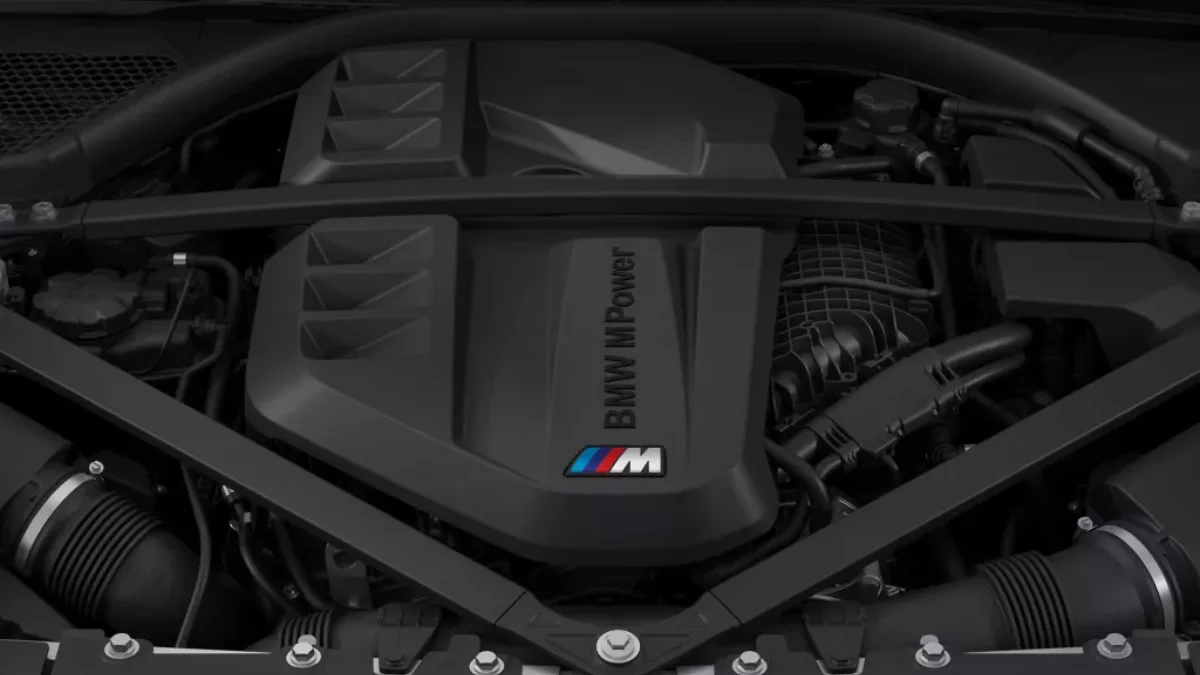 BMW M4 CS: A Monster on Paper, A Reality Check on Indian Roads