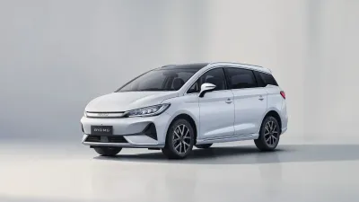 BYD eMAX 7 in India Is This the EV That Can Challenge MG, Tata, and Hyundai?