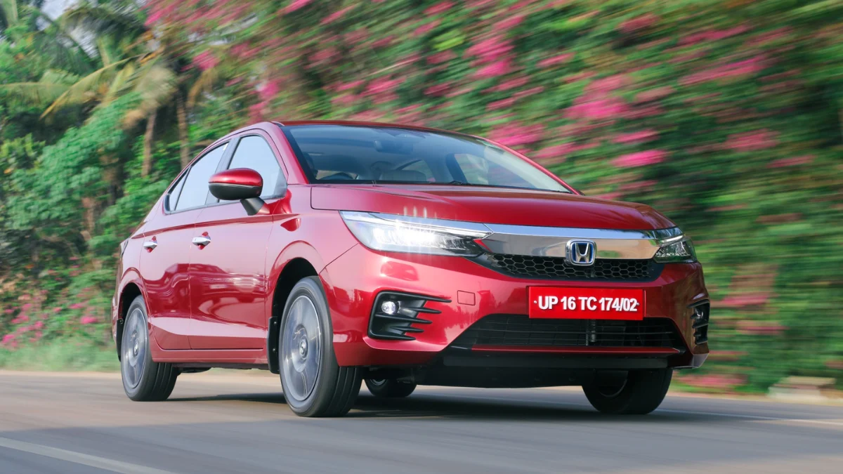 Up To Rs 1.26 Lakh Discount On Your Favourite Cars – Grab It Before Its Gone!