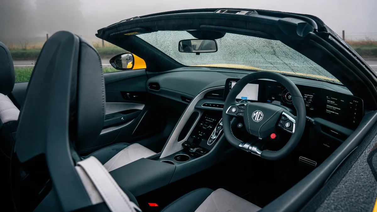 MG Cyberster Unveils Stunning Irises Cyan Colour in India – Bold, Sporty, and Insta-Ready!