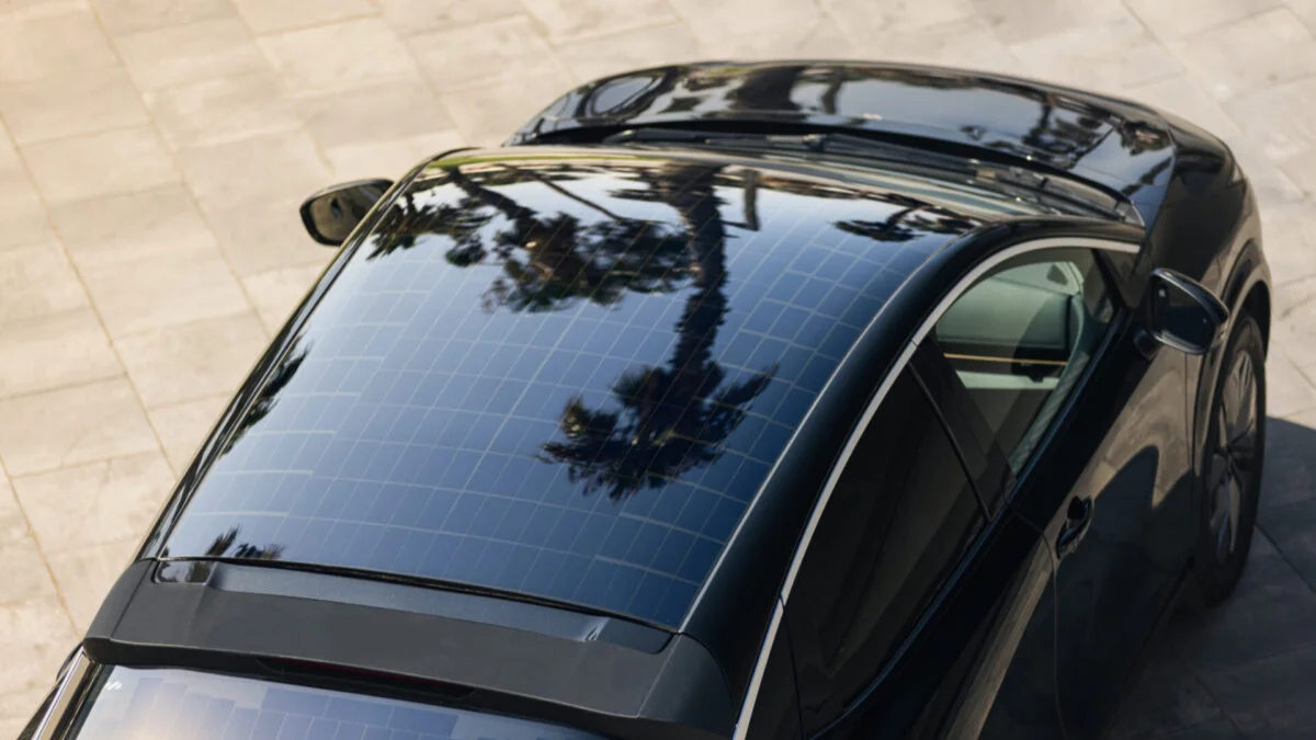 Nissan Unveils Solar-Powered Ariya EV Concept