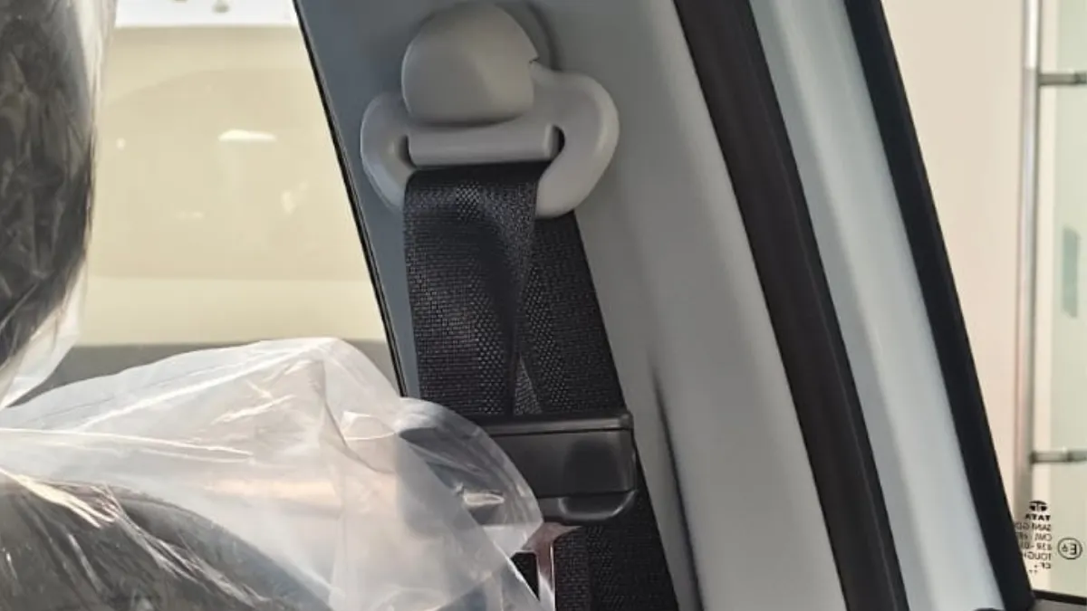 Tata punch Front Seatbelt