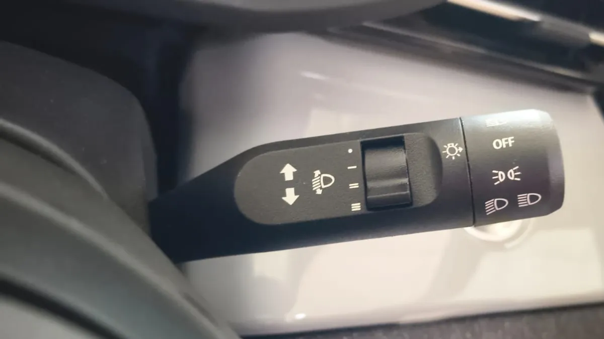 Tata Sierra Headlamp Control Image