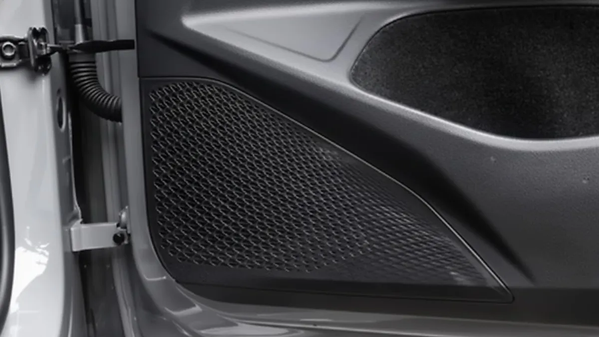 Volkwagen Golf GTi Front Speakers Image View