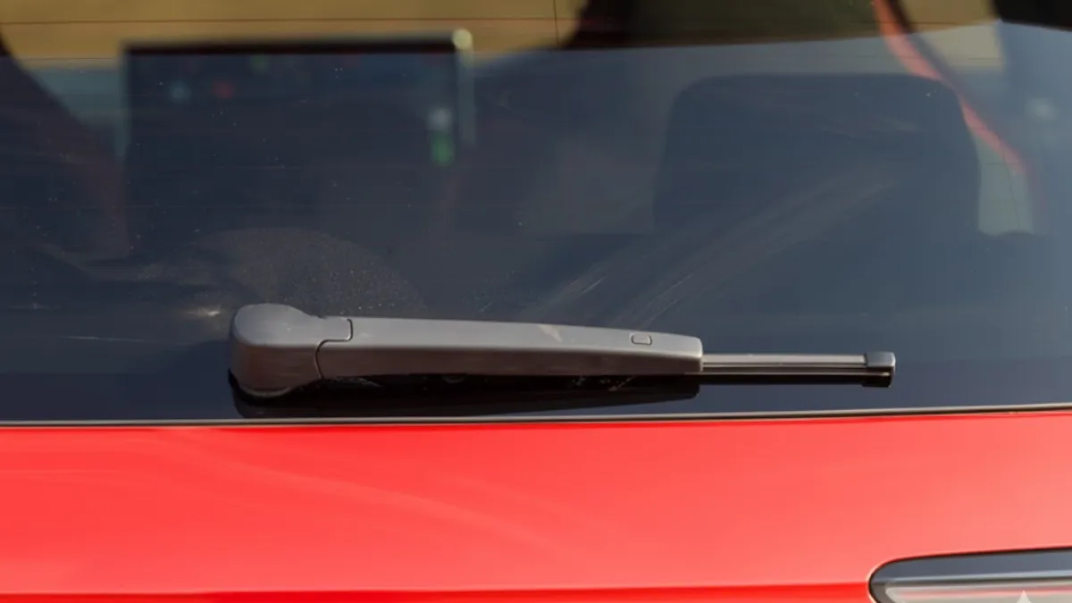 volkswagen golf gti rear wiper view image