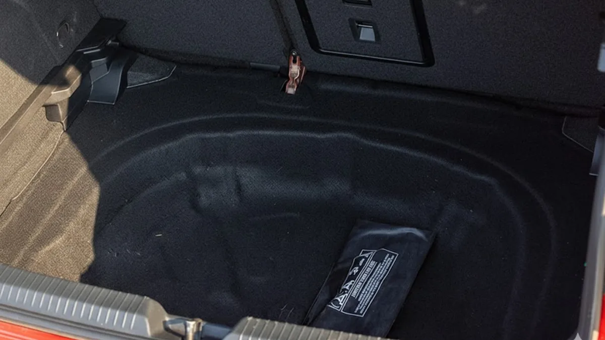 Volkswagen Golf GTI Spare Tyre Image View