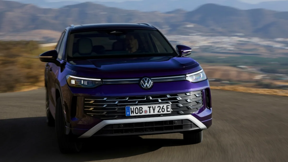 India-Ready Volkswagen Tayron R-Line Unveiled The New Flagship 7-Seater SUV!