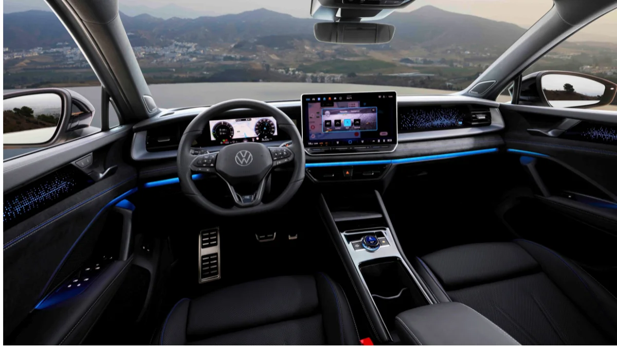 India-Spec Volkswagen Tayron R-Line EXPOSED Launch Date & Features Inside!