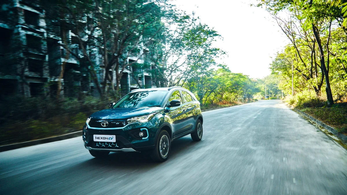 Can You Go on a Long Road Trip in an Electric Car? Yes, You Can!