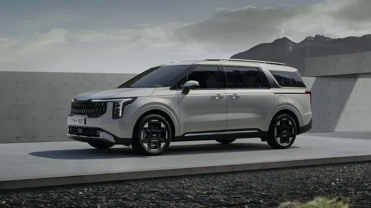 Breaking: Kia Carnival Petrol Hybrid India Entry Confirmed for This Year