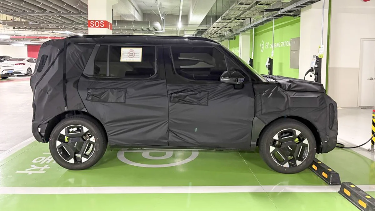 Kia Syros EV Spotted Testing With Shocking Upgrades – Delhi Streets Just Got Electric!