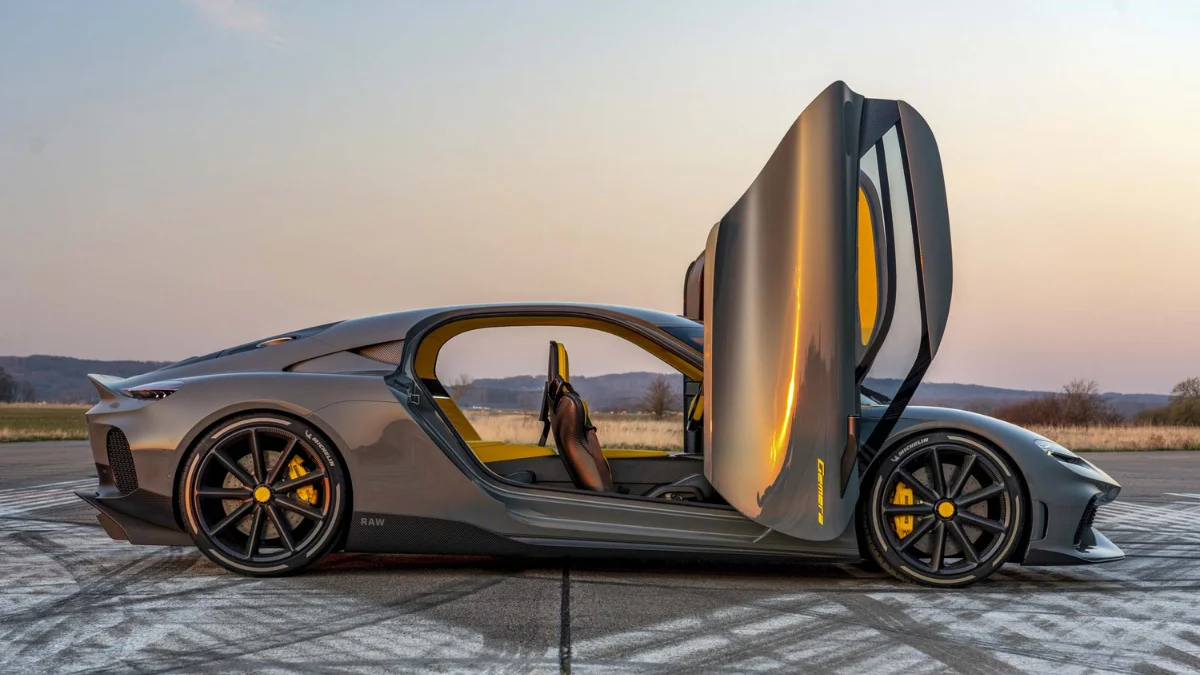 Koenigsegg Gemera Supercar The 4-Seater Hypercar That Breaks All Rules