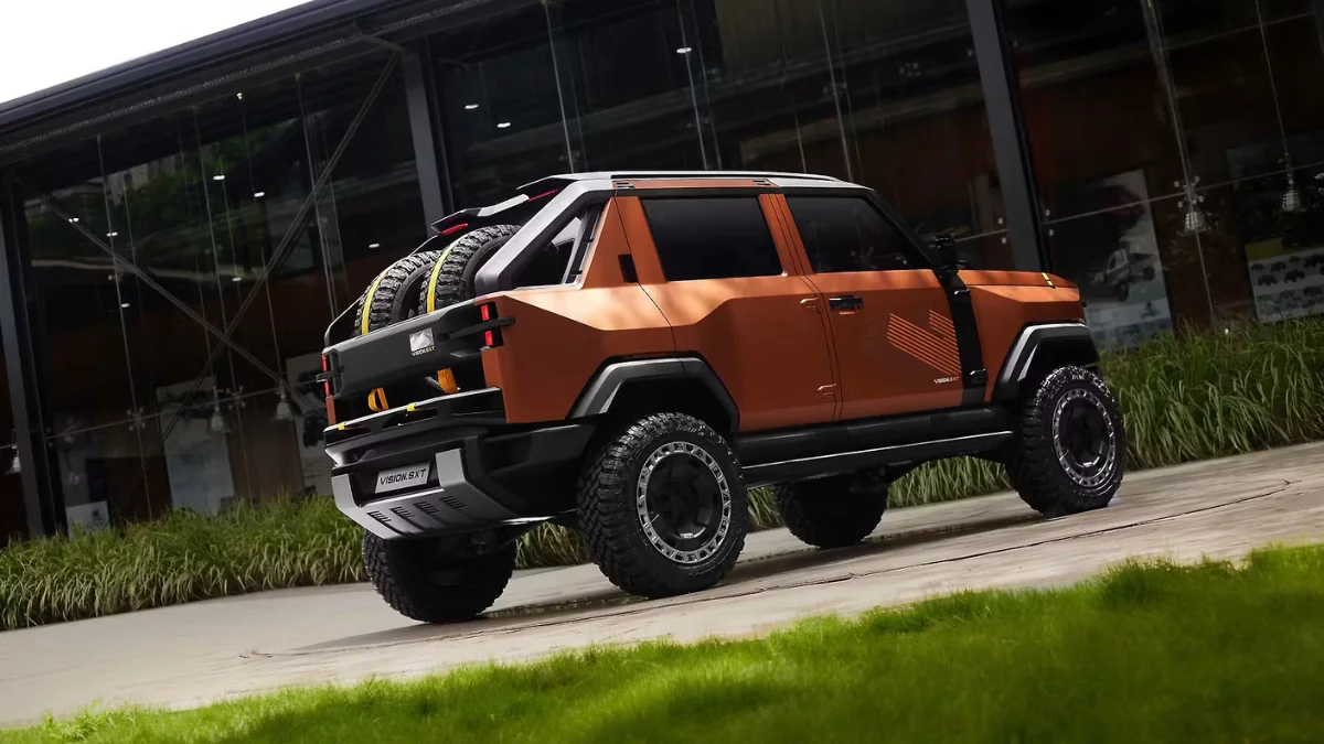 Mahindra Just Revealed Its EV Plans – Vision S, X, T Coming in 2027!