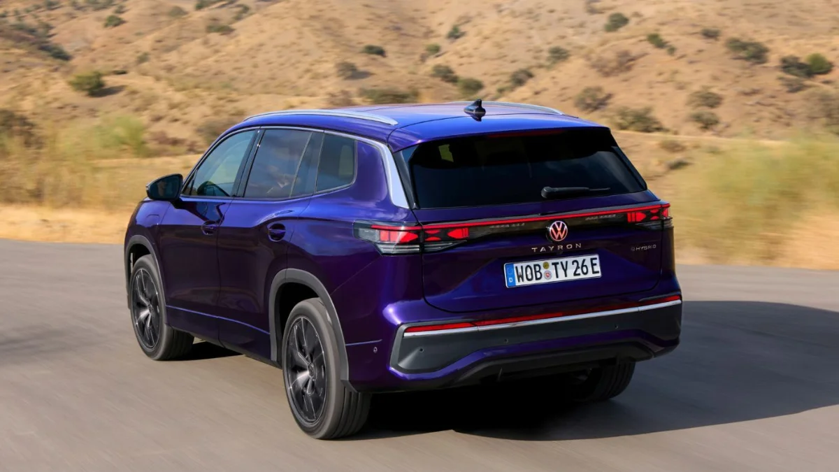 Volkswagen Tayron R-Line India Launch Flagship SUV Priced at ₹46.99 Lakh