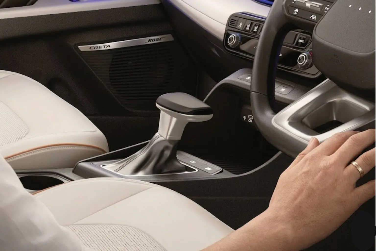 Hyundai Verna Gear Shifter View