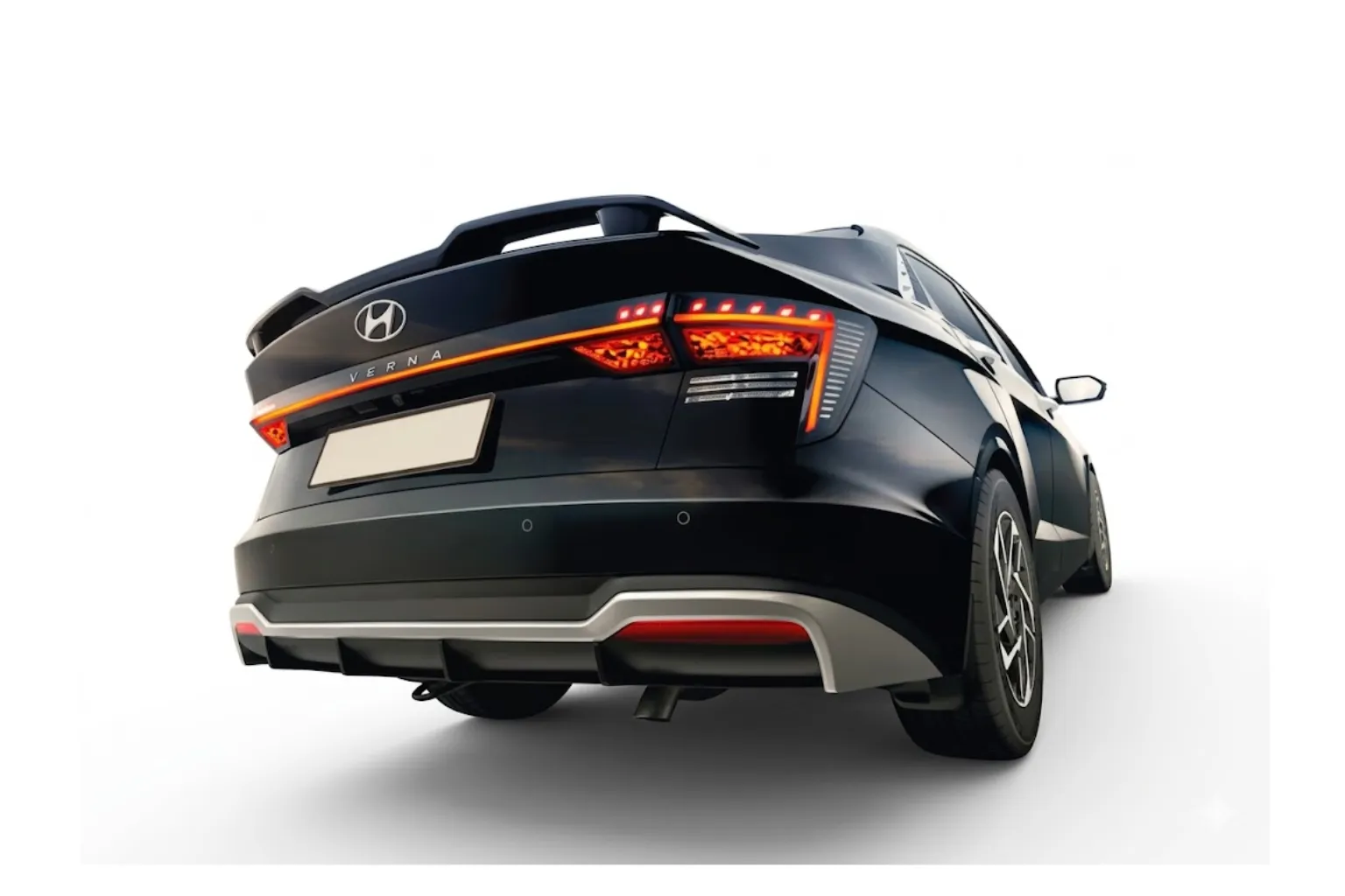 Hyundai Verna Rear Right Three Quarter View