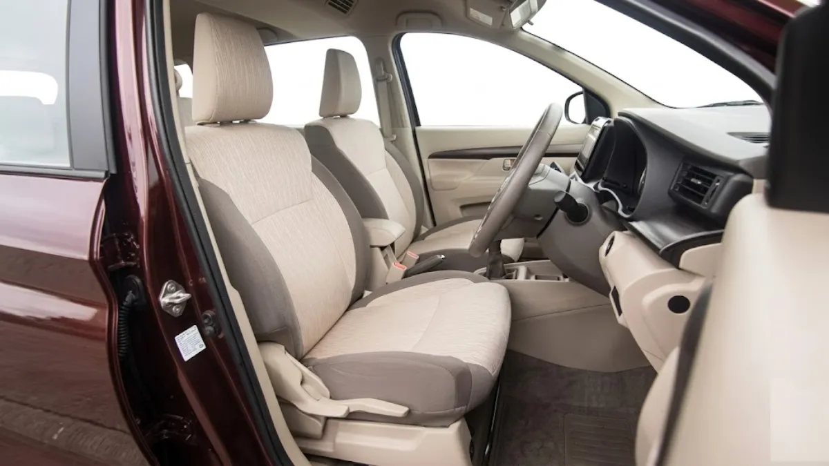 Maruti Ertiga Front Row Seats